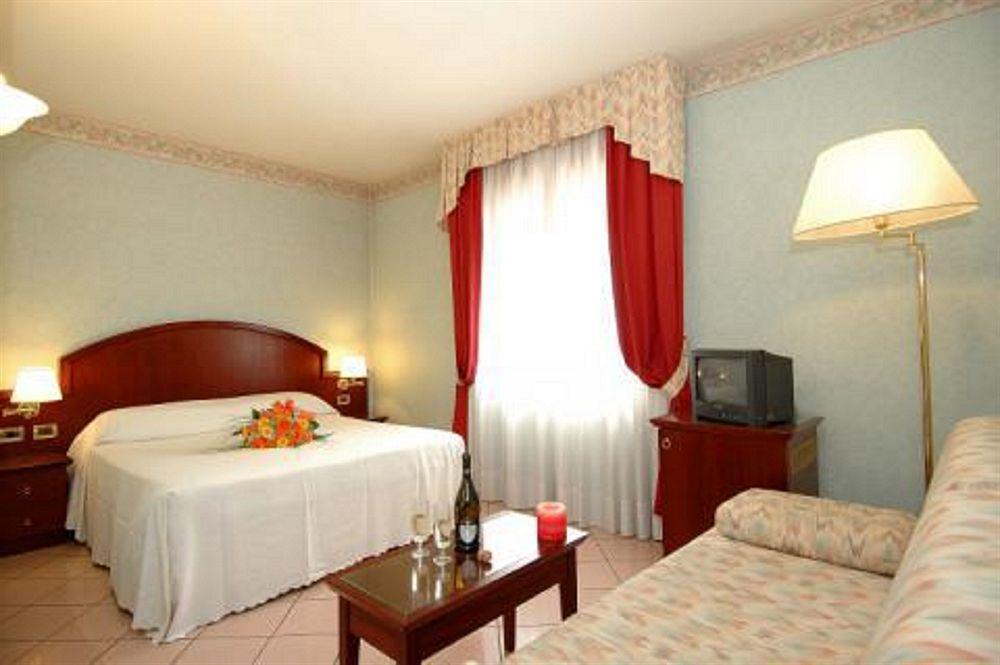 Venice Palace Hotel Mirano Kültér fotó