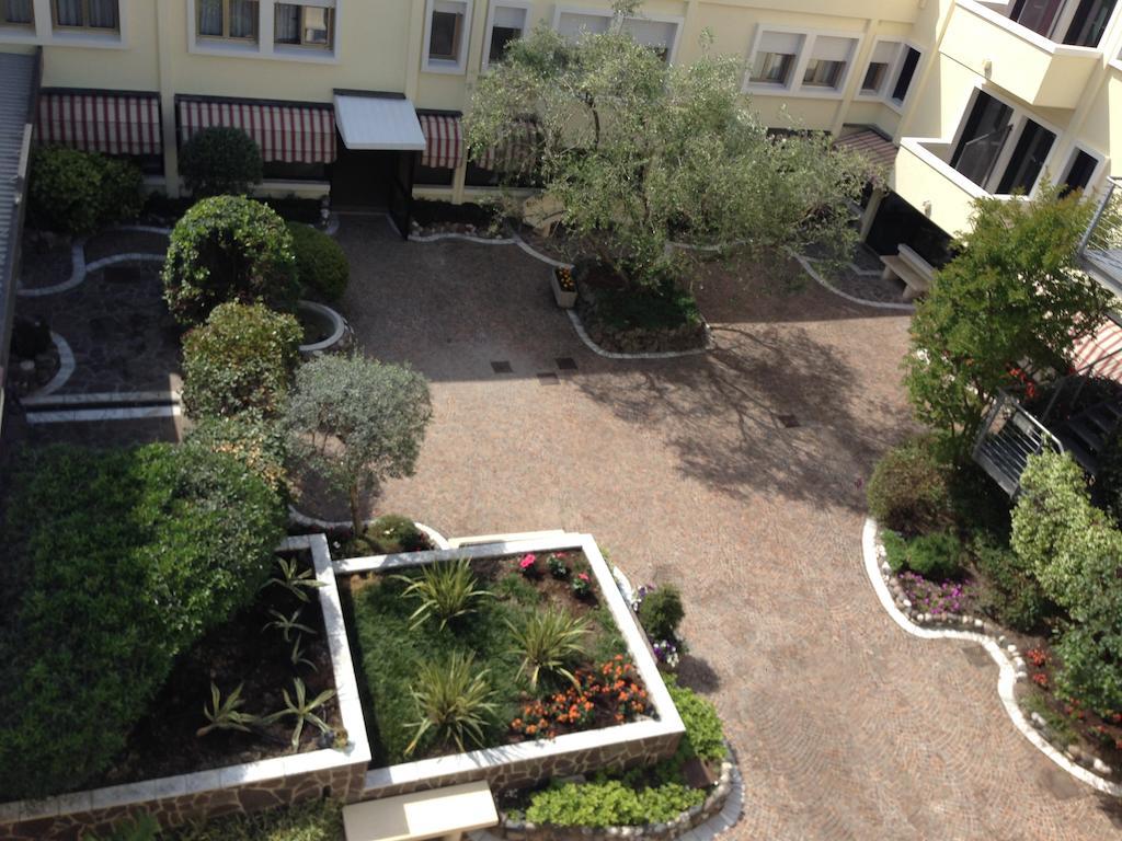 Venice Palace Hotel Mirano Kültér fotó